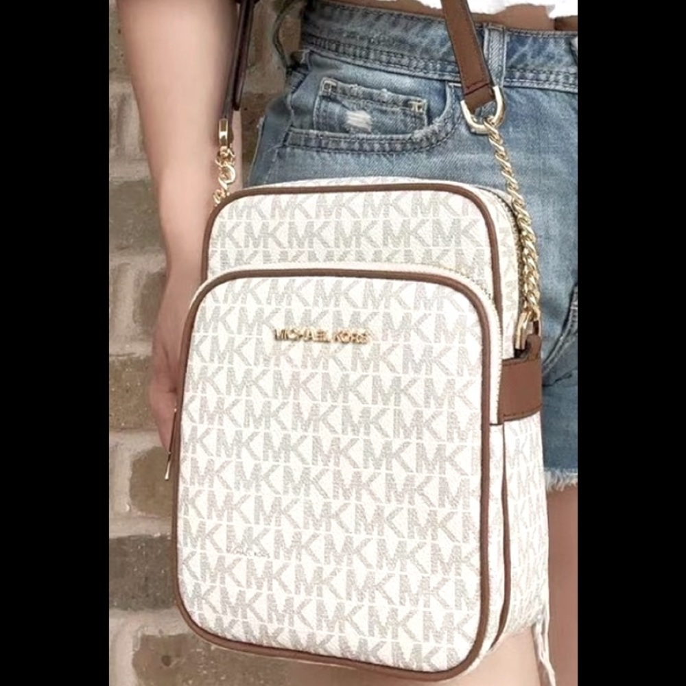 Michael Kors crossbody with matching card holder